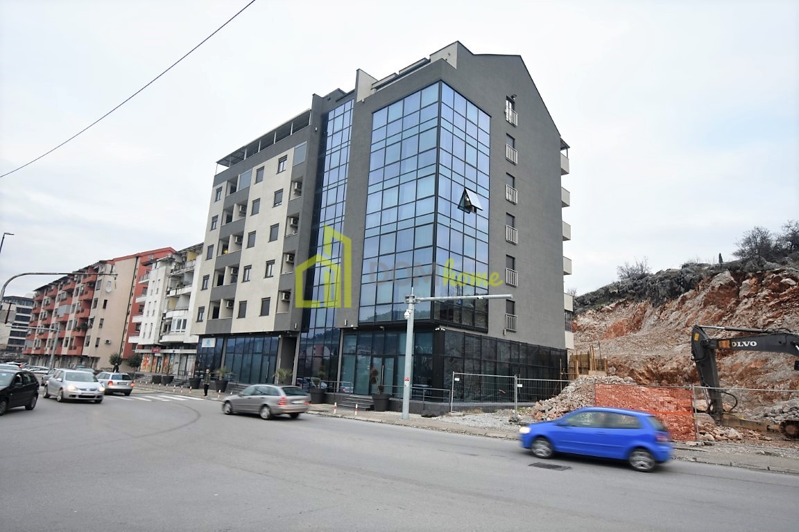 Jednosoban stan 60m2, Vezirov most